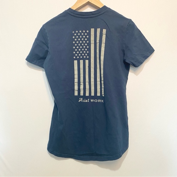 Ariat Rebar Cotton Strong American Flag Graphic Workwear T-Shirt Size SP V-neck‎ - Picture 3 of 11